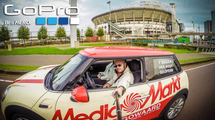 Selfie in de Media Markt Heerhugowaard Mini voor de Amsterdam ArenA